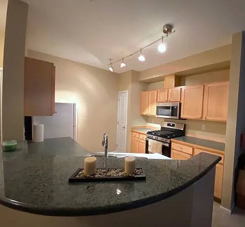 503 225th Pl NE #F205 — Photo 10