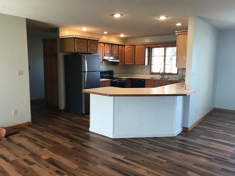 kitchen peninsula