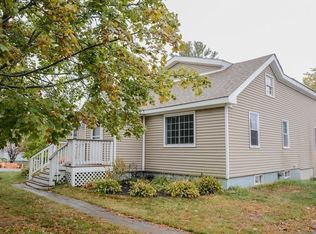 275 Oak St, Methuen, MA 01844