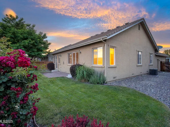 1131 Turnberry Dr, Sparks, NV 89436