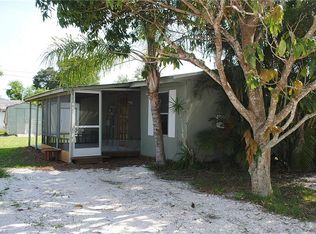 5959 Cardinal Ln, Bokeelia, FL 33922