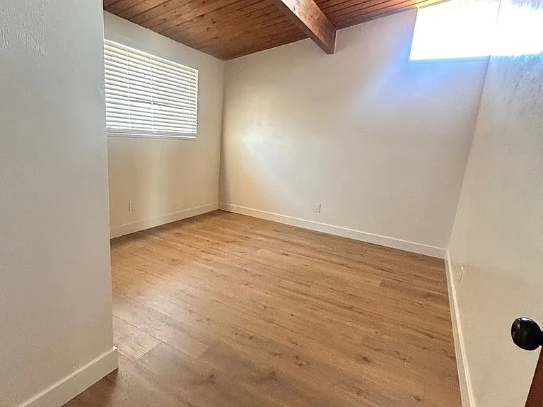 6096 Cahuilla Ave — Photo 9