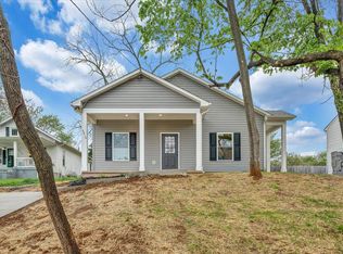 2810 Hollins Rd NE, Roanoke, VA 24012