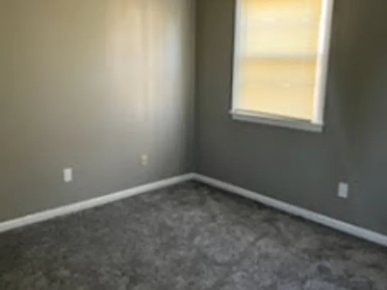 3320 Grand Ave S — Photo 18
