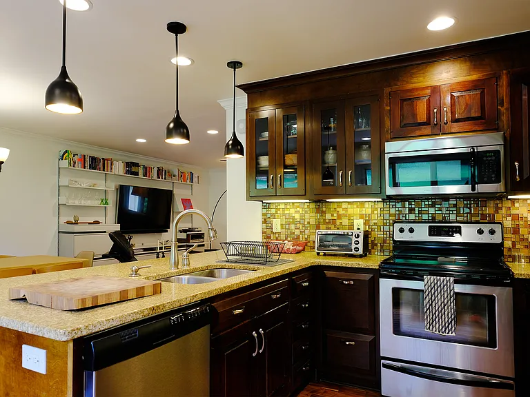 6916 Lark Ln — Photo 6