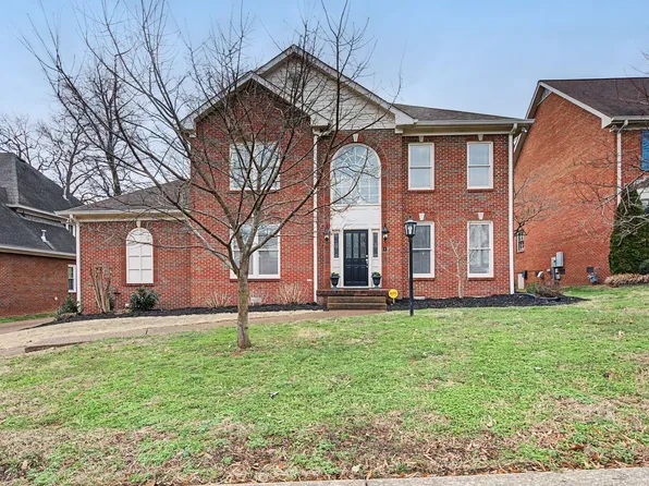 113 Doral Ln, Hendersonville, TN 37075