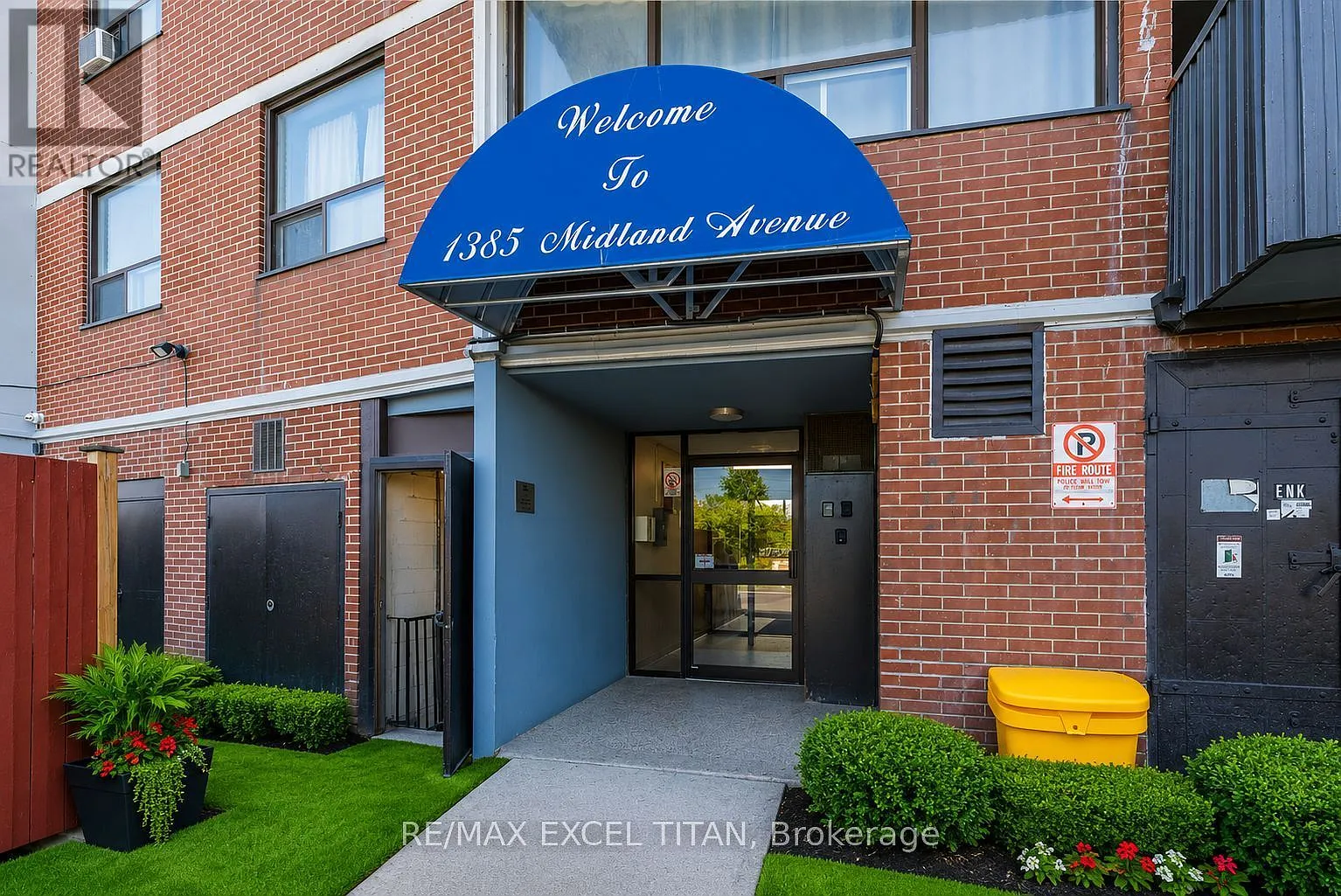 2 bed, $2,150 — Photo 2