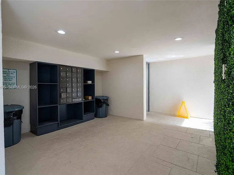 3265 Virginia St #18 — Photo 23