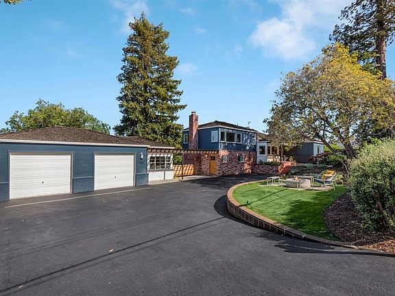 3rd image of 406 Hillway Dr