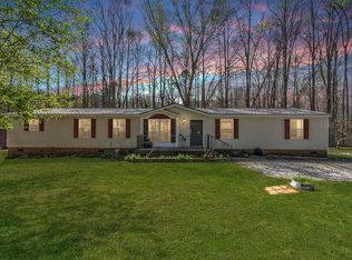 109 Lakeside Dr, Taylors, SC 29687