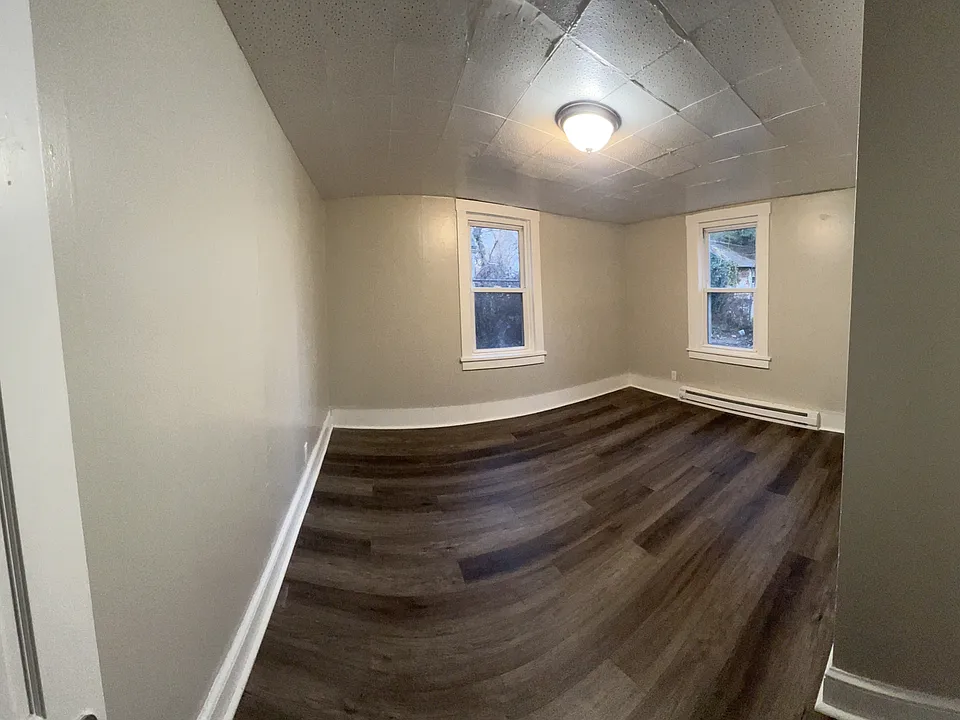 Right Side Room