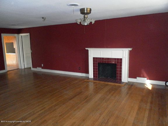 2nd image of 1606 Bowie St