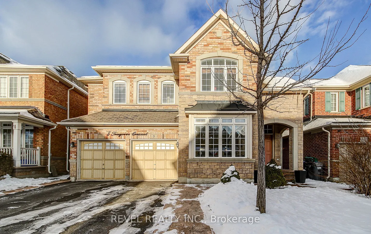 5 Treegrove Cres photo 1