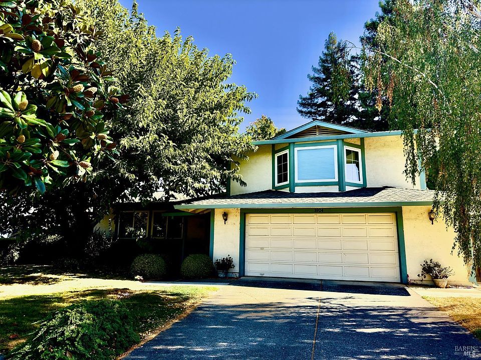 1st image of 3924 Lantana Lane
