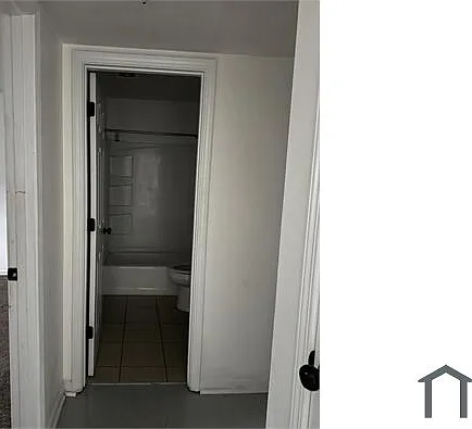 2 bed, $1,100 — Photo 2