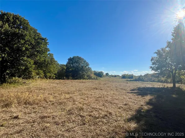 E 1200th Rd, Eufaula, OK 74432