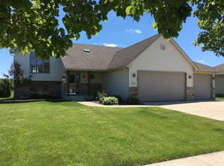 9481 Henry St, Dyer, IN 46311