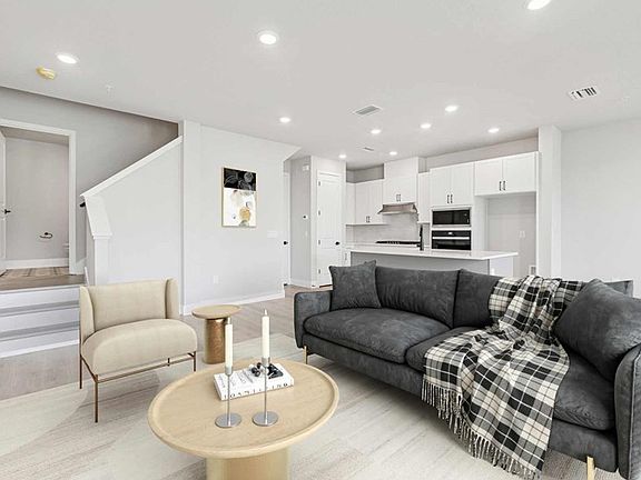 The Seawater - Family Room