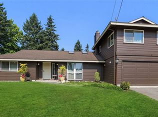 16811 NE 18th St, Bellevue, WA 98008