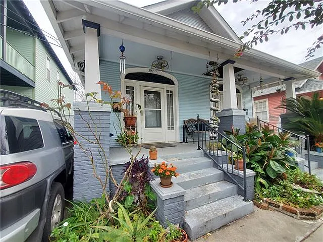 Building Photo - 2951 Maurepas St