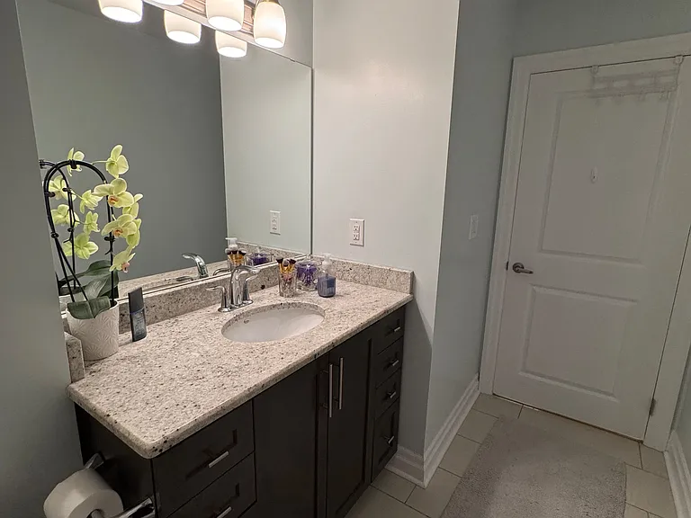 240 Villagewalk Blvd #610 — Photo 30