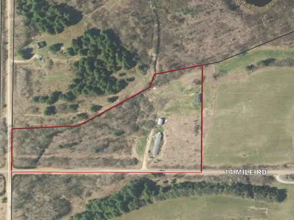 18426 Forteen Mile Rd, Leroy, MI 49655