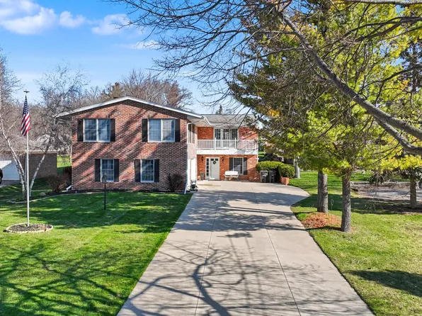 25922 West Loomis ROAD, Waterford, WI 53185