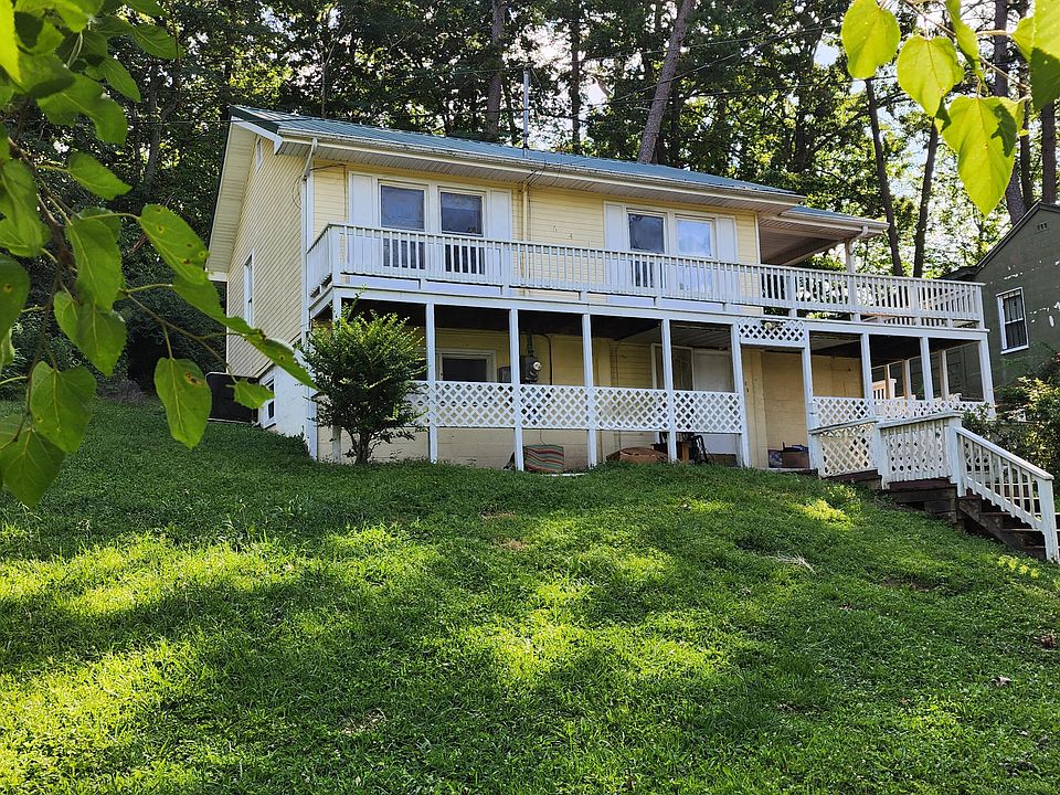 1st image of 641 Sylvan Dr