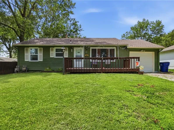 504 NE Lynn St, Lees Summit, MO 64063