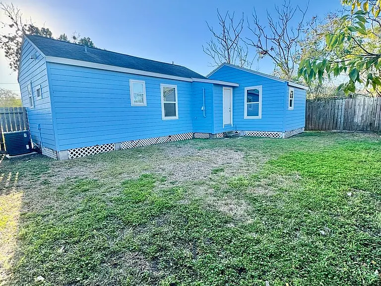 5421 Nelson Ln — Photo 14