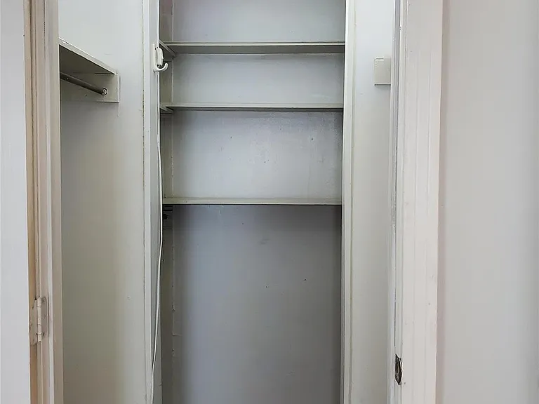 1514 Zora St — Photo 19
