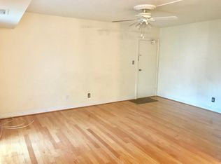 4933 Americana Dr APT 108, Annandale, VA 22003