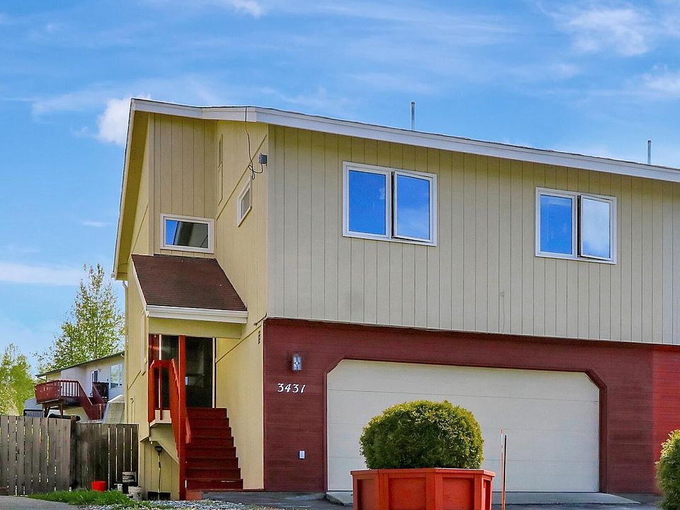 1st image of 3431 Lunar Cir