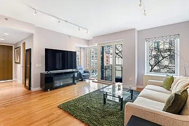 454 West 54th Street, #3D