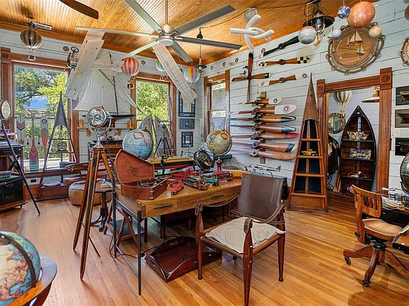 12th image of this home