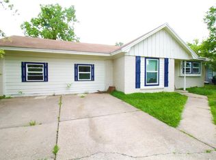 9307 Linda Vista Rd, Houston, TX 77078