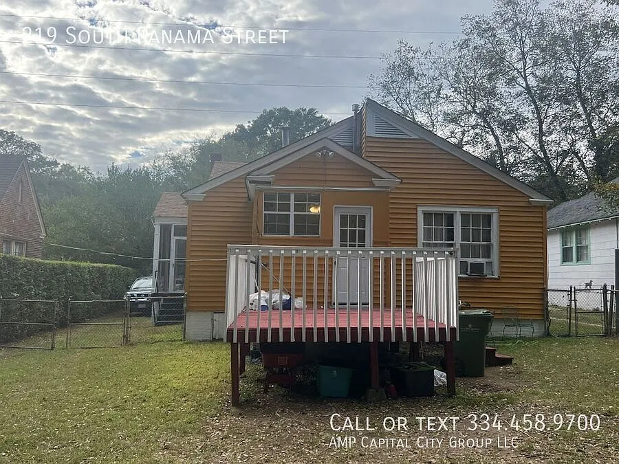 Charming 2 Bed/1 Bath Home in Montgomery, AL - $950 — Photo 3