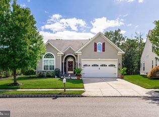 110 Hearthstone Dr, Berlin, NJ 08009