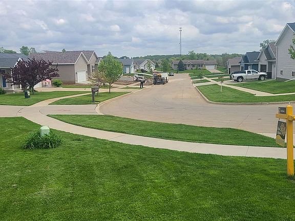 2nd image of 503 Grant Avenue Cir