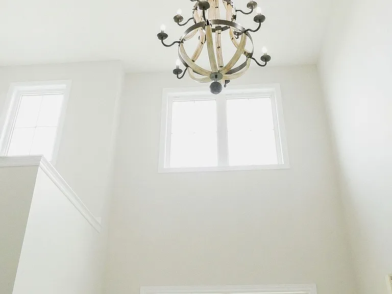 102 Benadir Ave — Photo 6