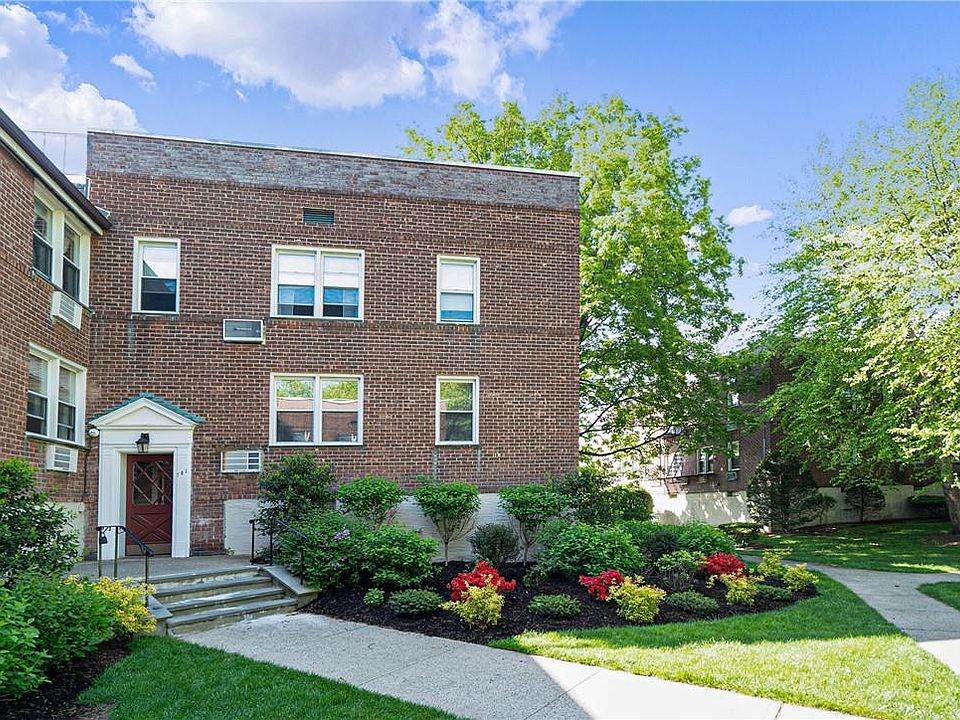 1st image of 701 Palmer Court #1E