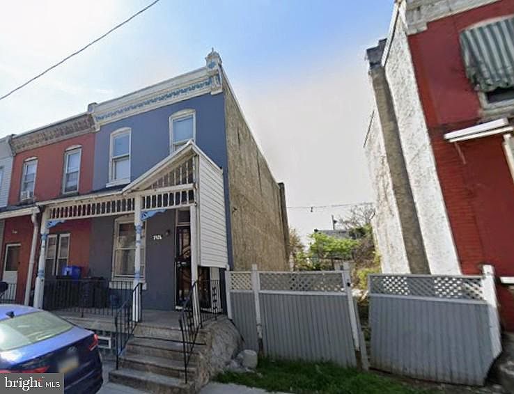 1st image of 1928 W Willard St