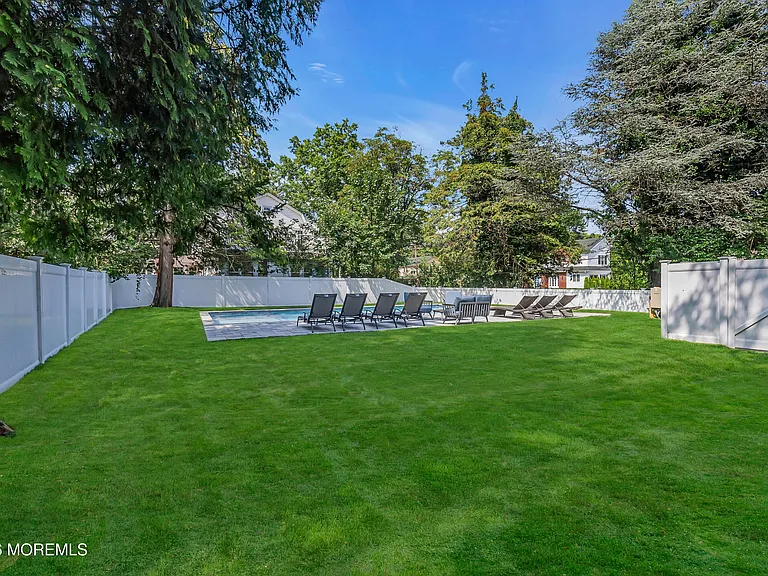 309 Cedar Ave — Photo 33