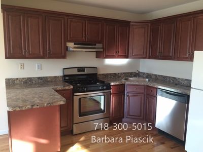 7705 60th St, Glendale, NY, 11385