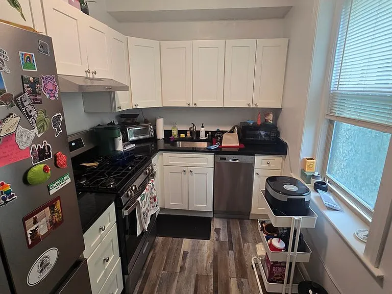 260 Kelton St #2 — Photo 2