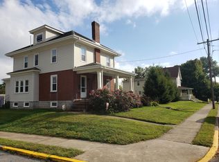 402 Walnut St, Spring City, PA 19475