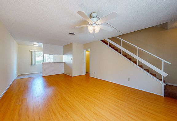 4th image of 1025 Granville Ave APT 1