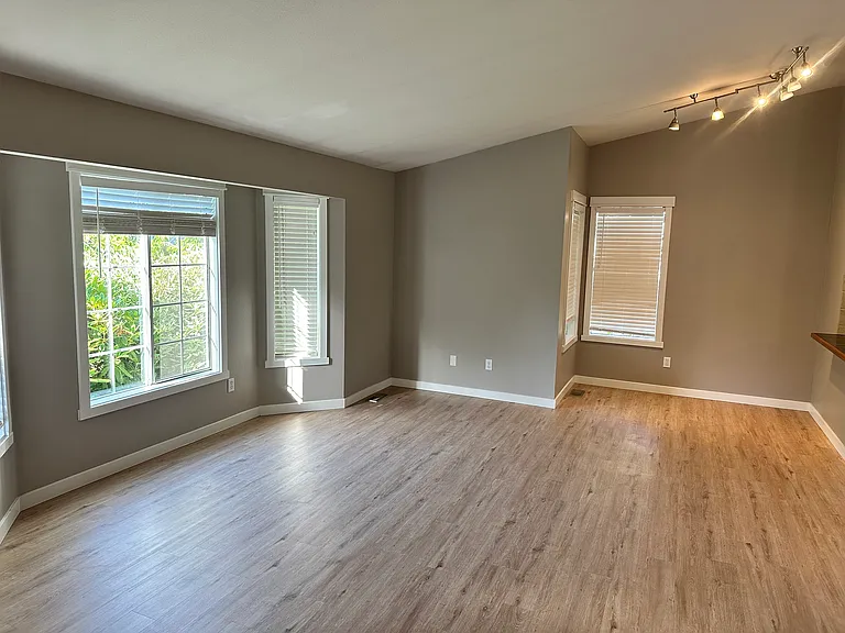 2408 98th St SE — Photo 10