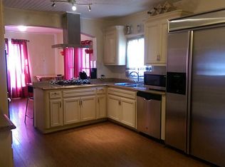 2605 Noble St, Houston, TX 77026