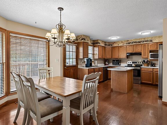 4th image of 5625 SW 35th Ter